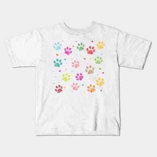 Colorful hand drawn doodle paw prints with hearts Kids T-Shirt